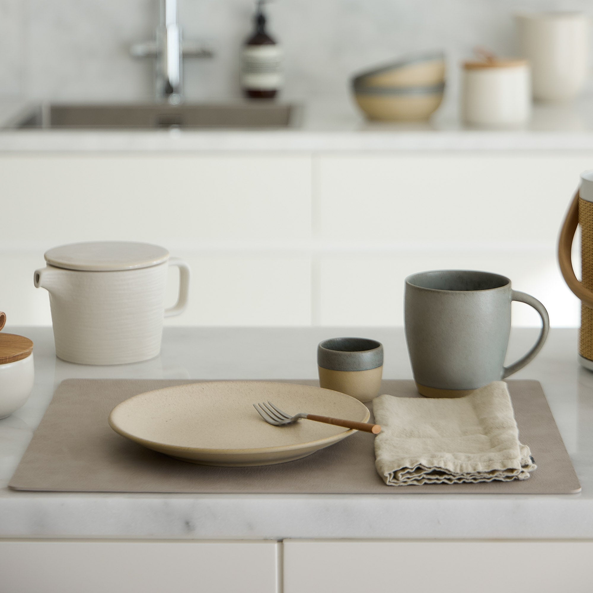 מאג מסדרת עגלגלות | 440 מ״ל - Ceramora כוסות מאג