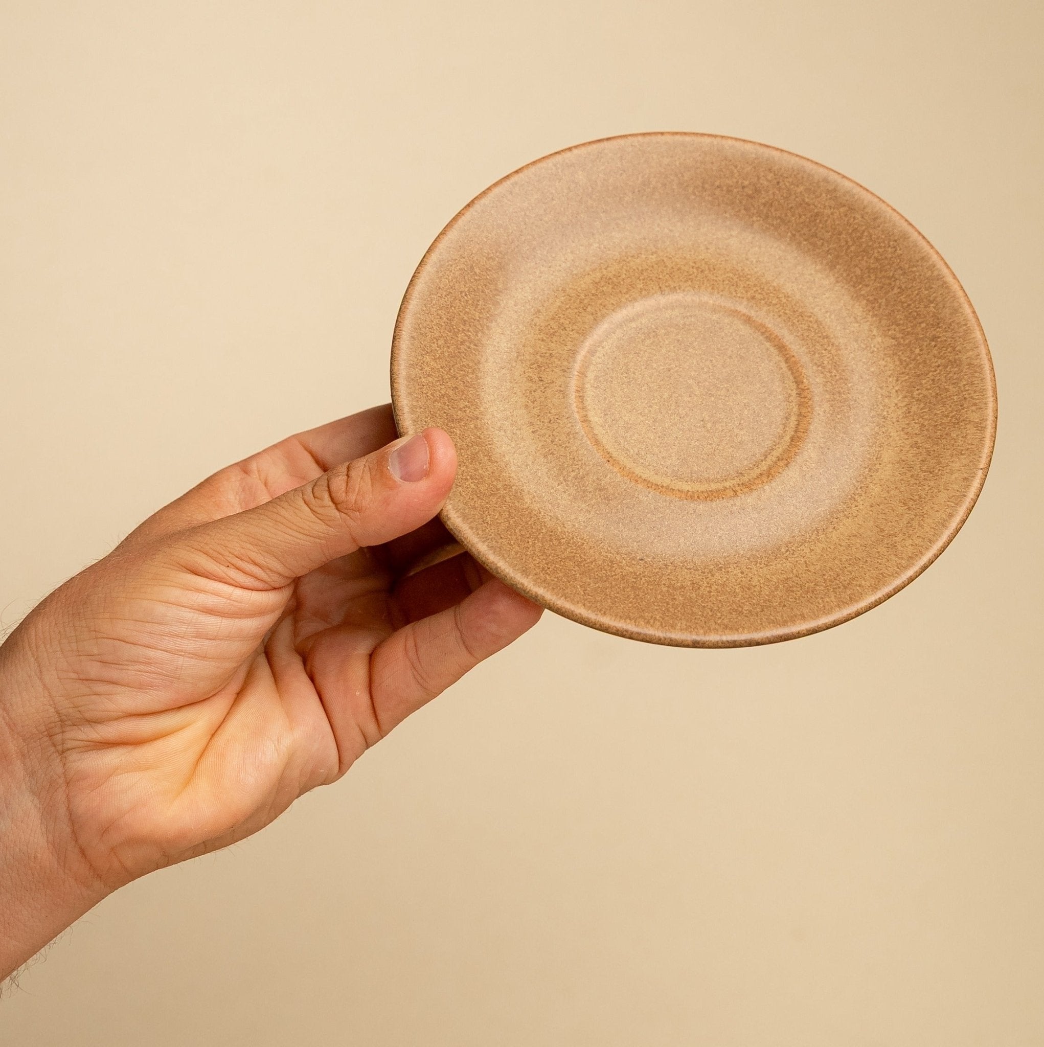 כוס קפוצ'ינו גדול – חיבוק מסדרת נגה - Ceramora כוסות מאג