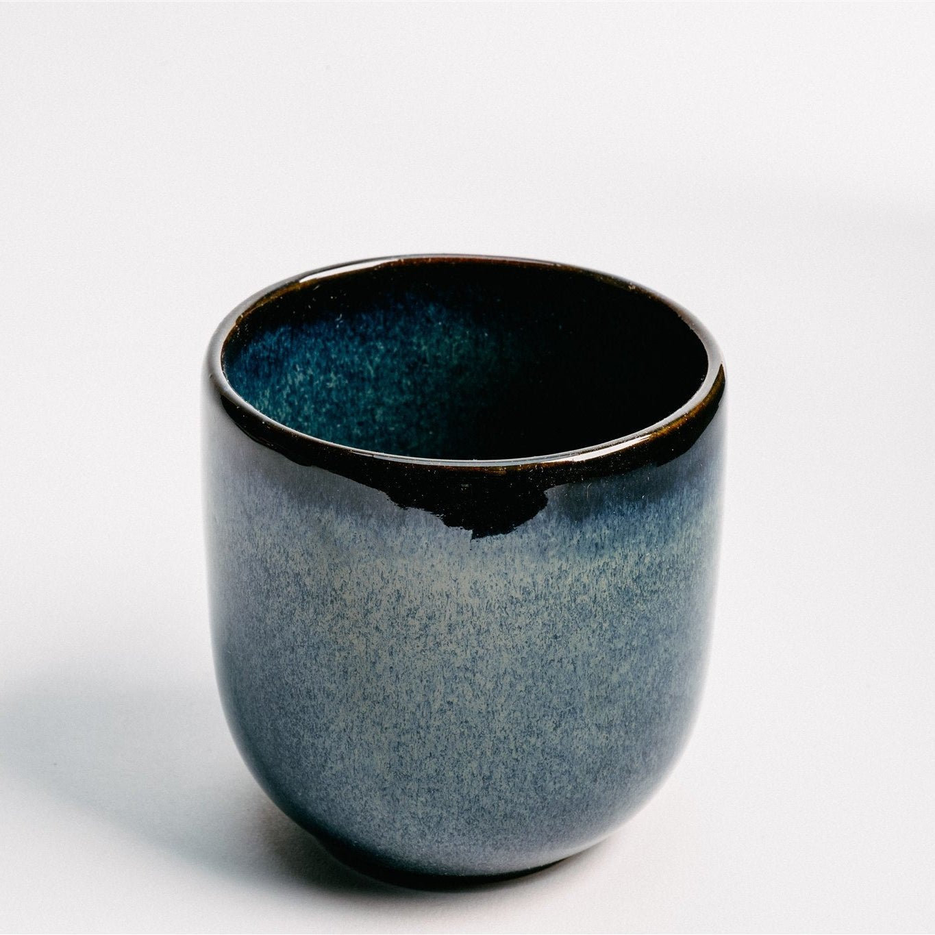 כוס קפוצ'ינו גדול – חיבוק מסדרת נגה - Ceramora כוסות מאג