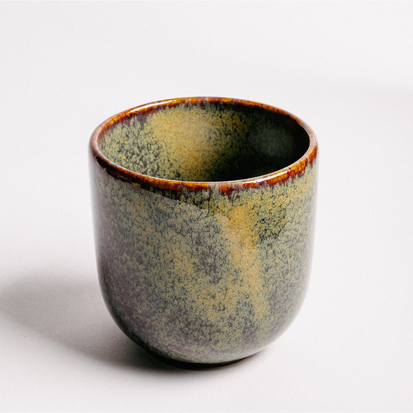 כוס קפוצ'ינו גדול – חיבוק מסדרת נגה - Ceramora כוסות מאג