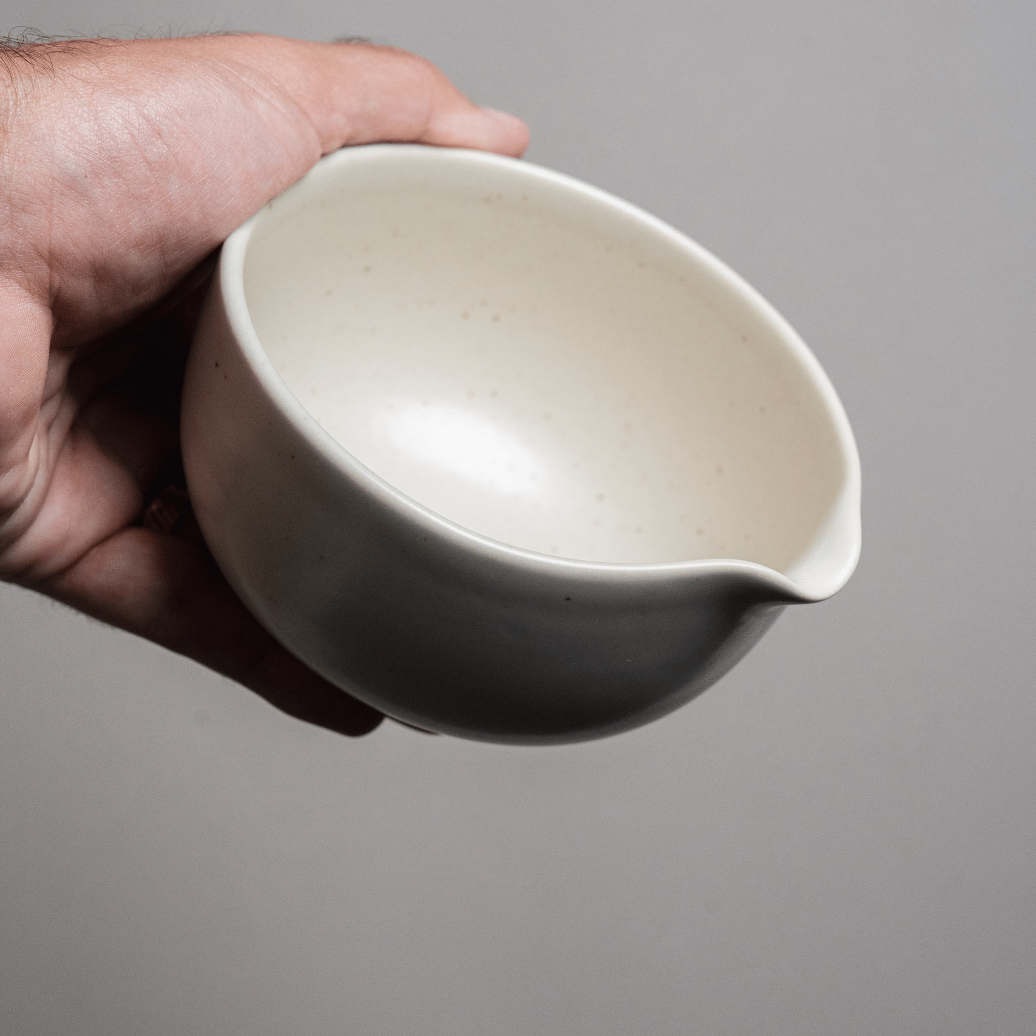 קערה להכנת מאצ'ה | קרם מנוקד - Ceramora