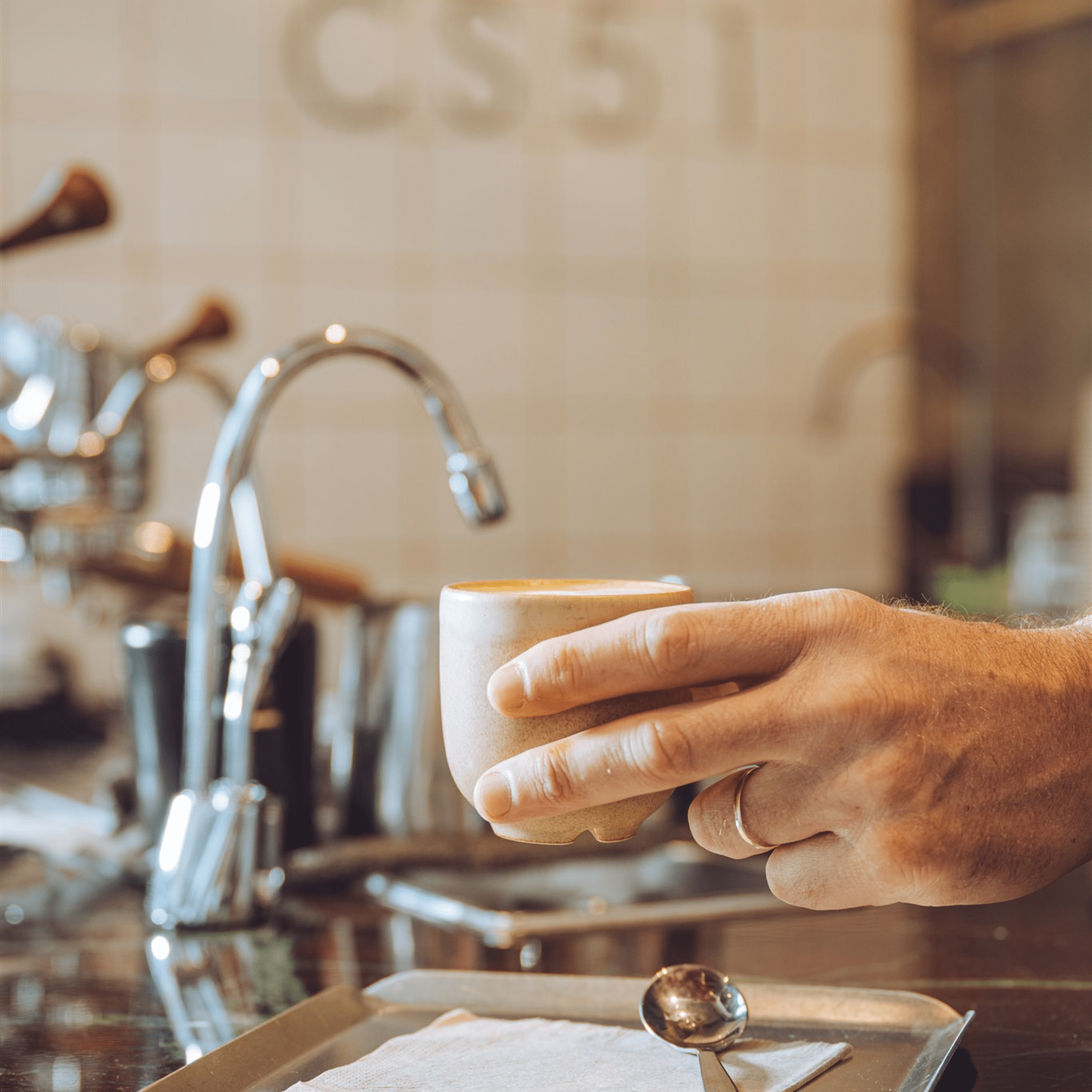 מארז מתנה לאוהבי קפה | קפוצ'ינו קטן - Ceramora כוסות קורטדו