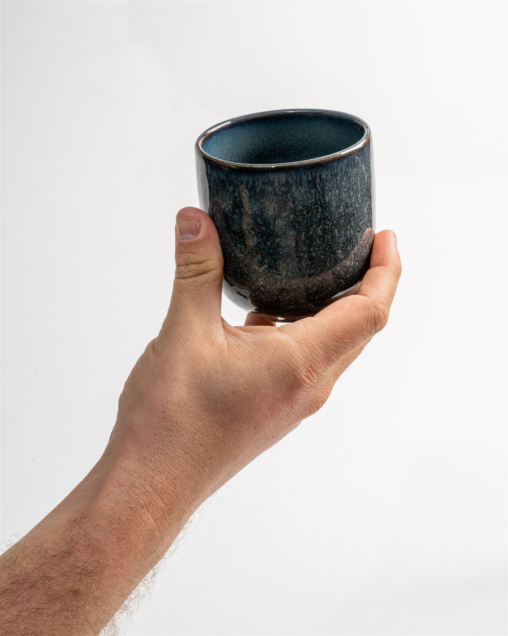 כוס קפוצ'ינו גדול – חיבוק מסדרת נגה - Ceramora כוסות מאג