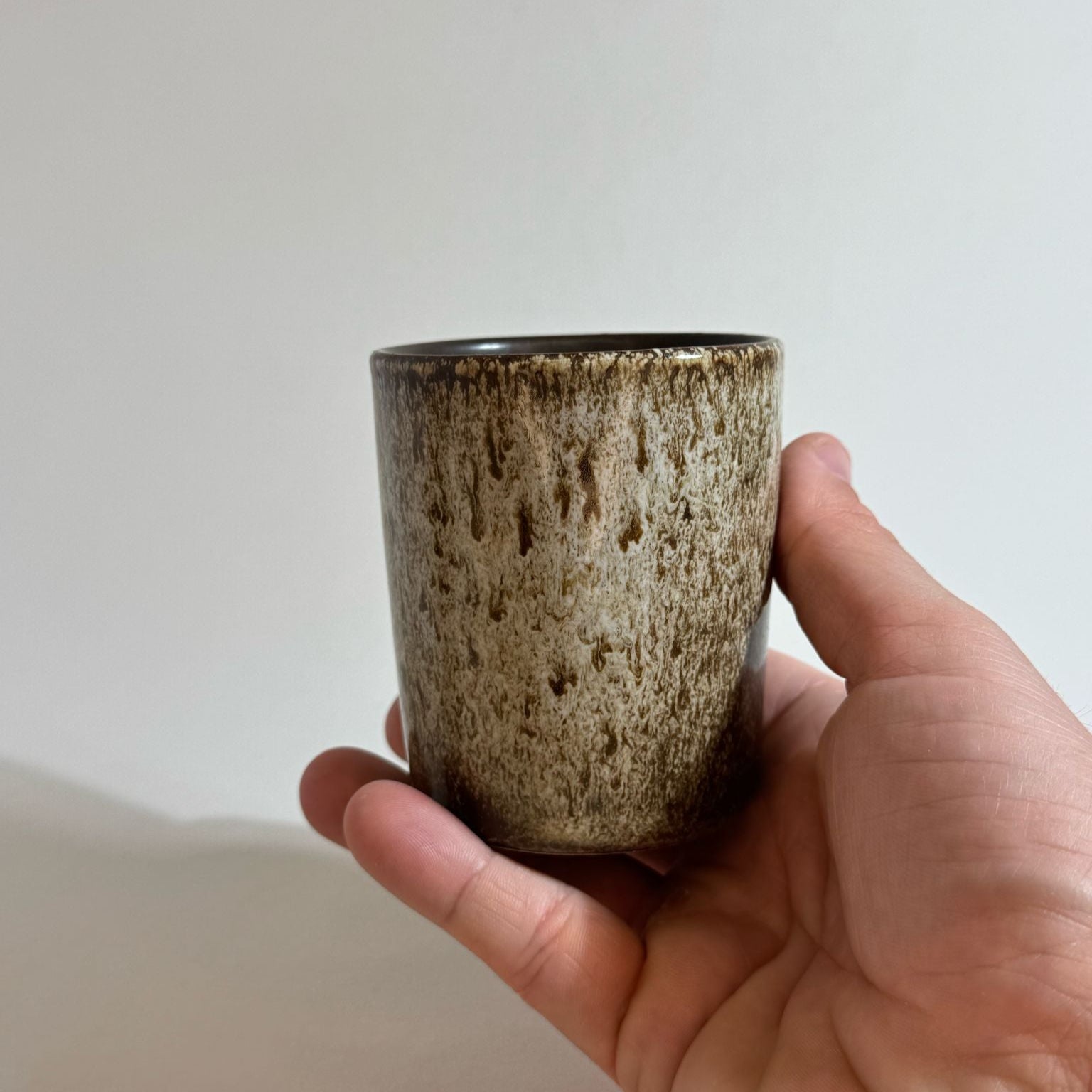 כוס חיבוק | אורן - Ceramora